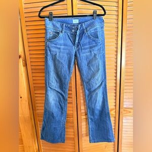 Hudson Jeans Women's Flare in Classic Blue, flap pockets